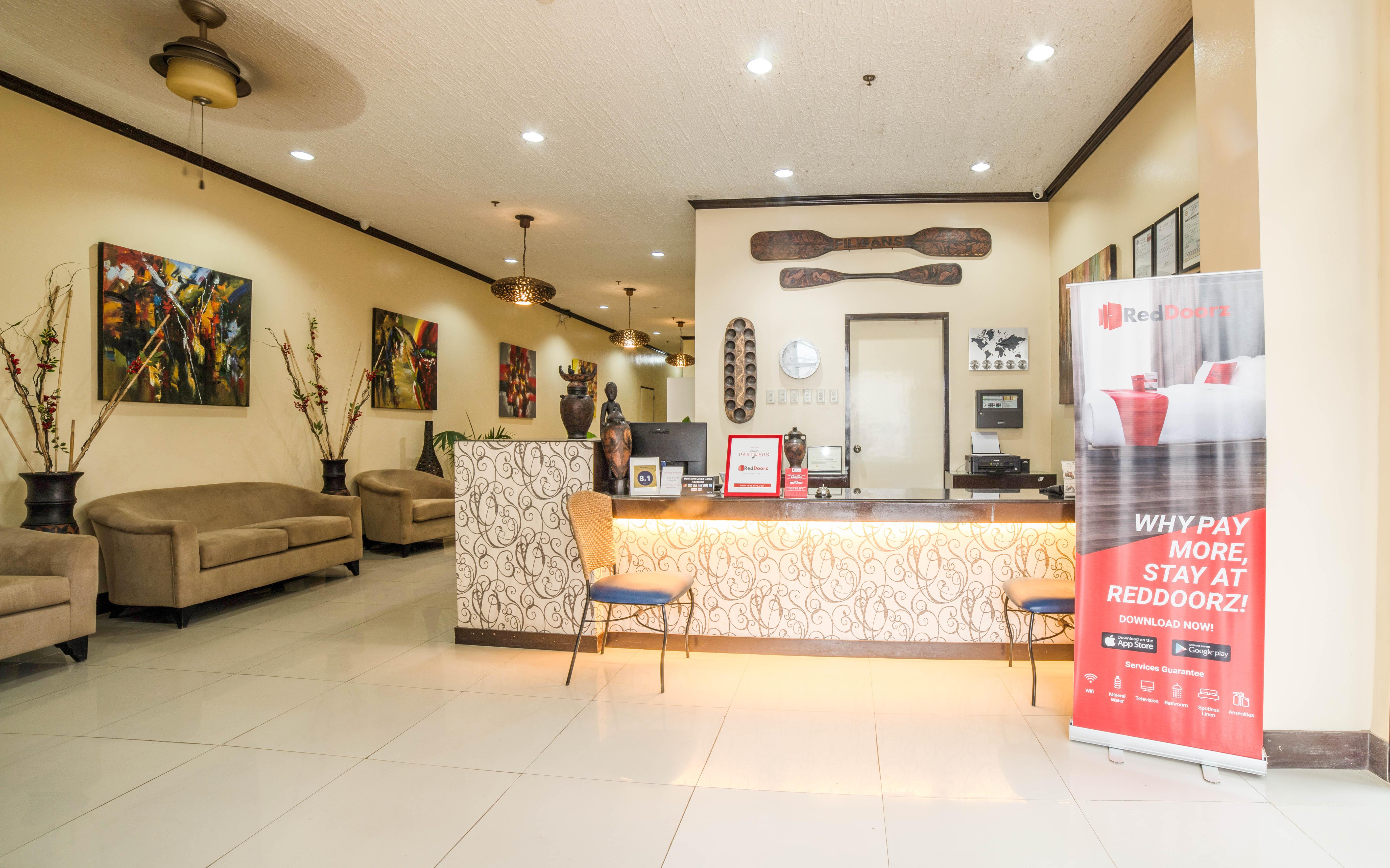 Reddoorz Plus Near Rizal Junction Puerto Princesa Buitenkant foto
